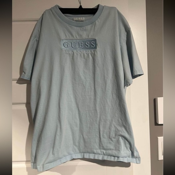 Guess Shirt - Picture 2 of 2